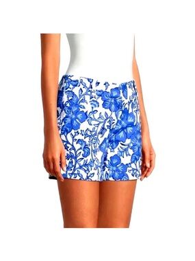 💙💙Vineyard Vines White & Blue Hibiscus Floral Morada Shorts Size 8💙💙